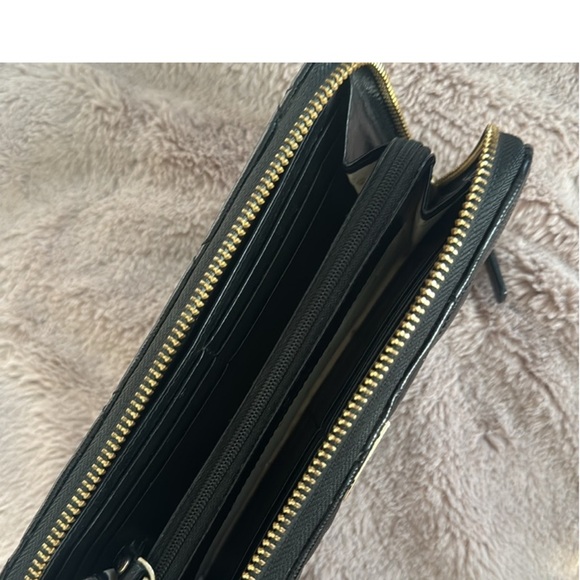 Kate Spade continental wallet -full zip - Picture 5 of 8